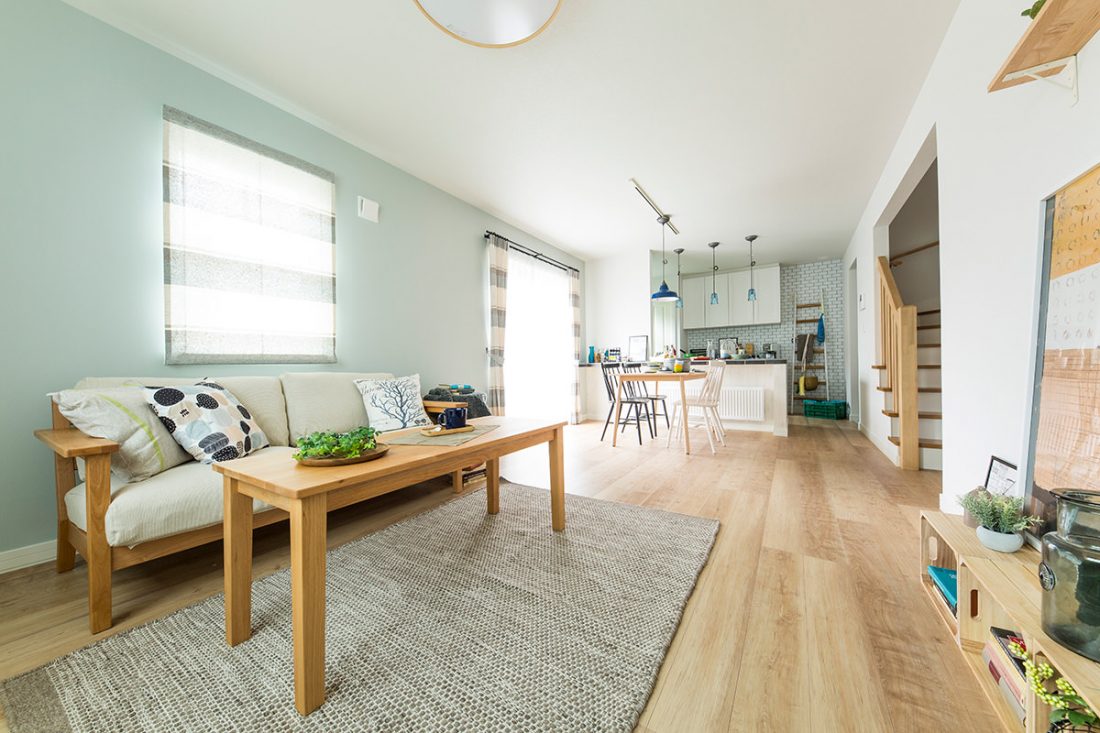 北欧デザインの壁紙がおしゃれな家 札幌市北区 インターデコハウス札幌